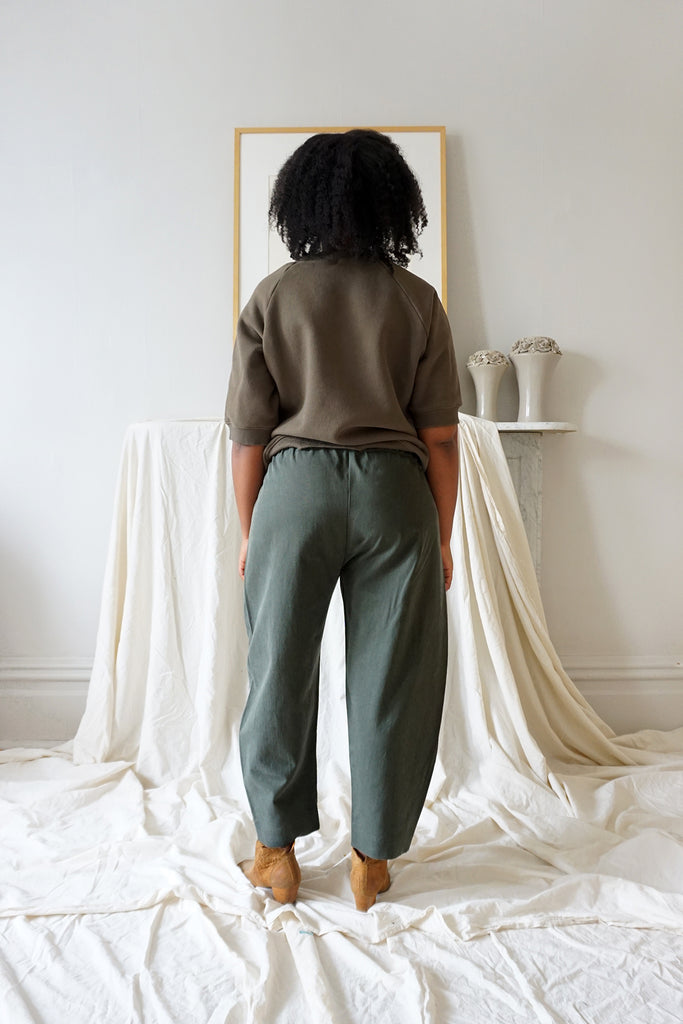 TULA TEE - MOSS OLIVE