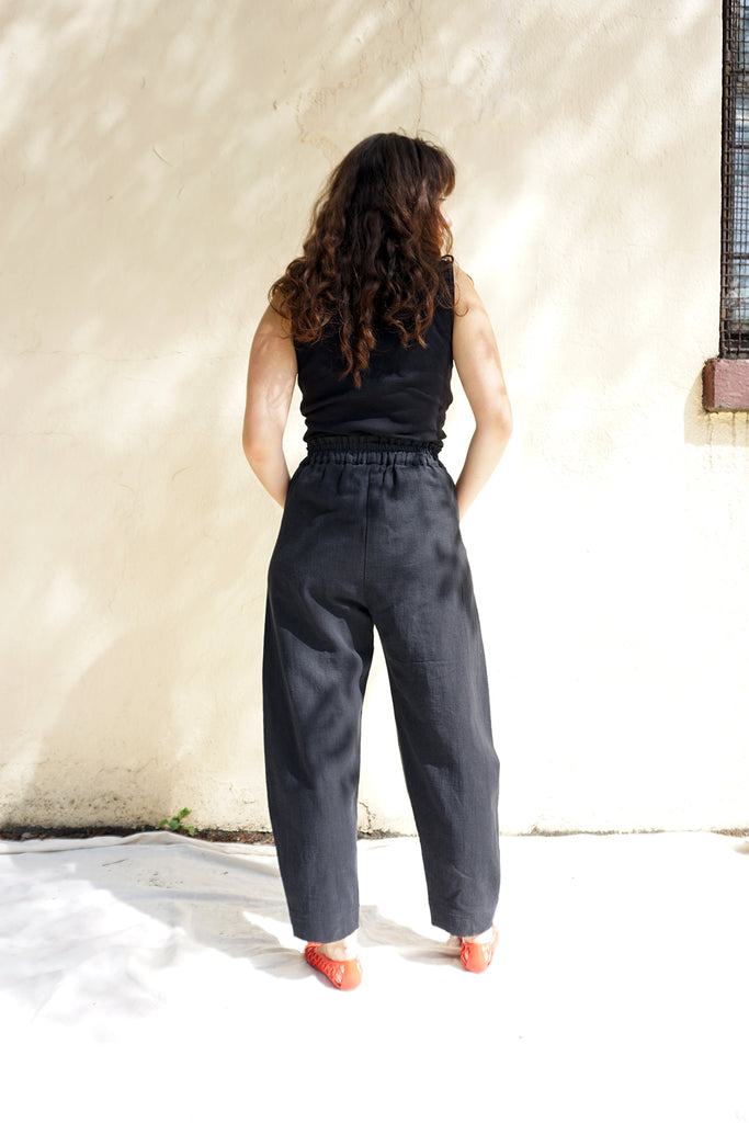 FLOR ARCA PANTS - SOFT BLACK