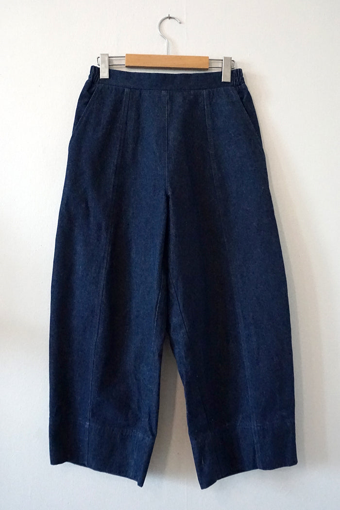 SAMPLE - DENIM FLAT-FRONT PANTS